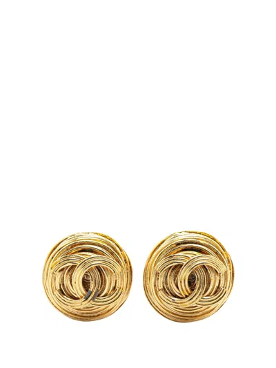 Pre-owned Chanel 1994 Gold Plated Cc Round Clip On Earrings Costume Earrings