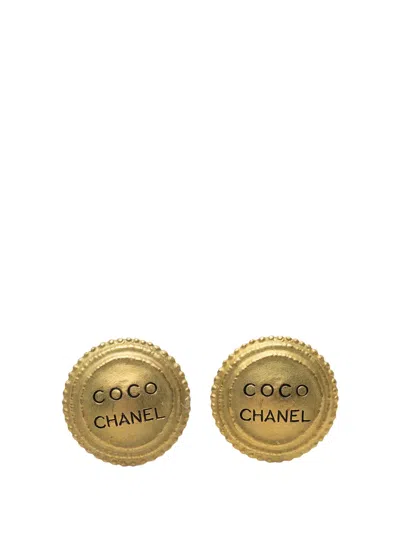 Pre-owned Chanel 1994 Gold Plated Coco Round Clip On Earrings Costume Earrings