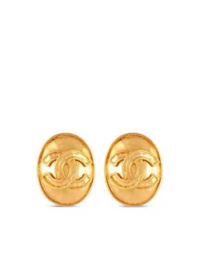 Pre-owned Chanel 1994 Gold Plated Interlocking Cc Clip-on Earrings