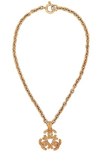 Pre-owned Chanel Triple Coco Pendant Necklace In Gold