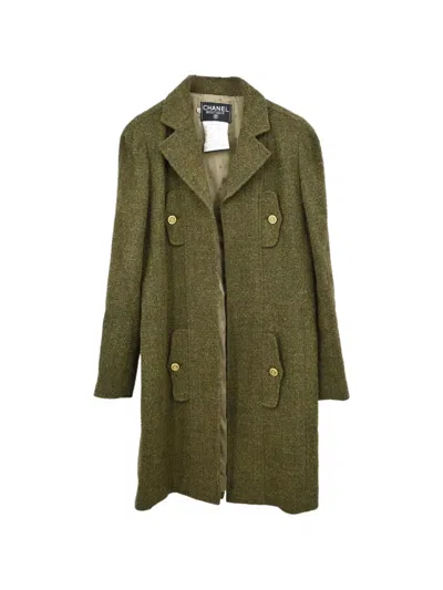 Pre-owned Chanel 1994 Tweed Coat In Green