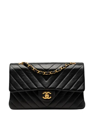 Pre-owned Chanel 1994-1994 Medium Classic Chevron Lambskin Double Flap Shoulder Bag In Black