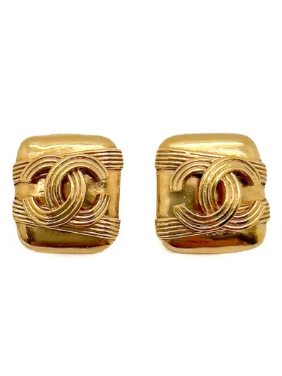 Pre-owned Chanel 1994s Banded Cc Logo Clip-on Earrings In Gold