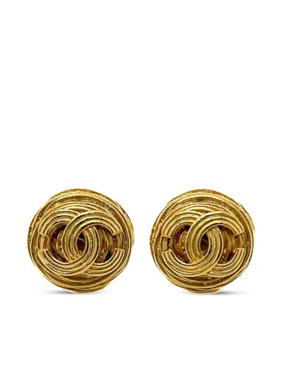 Pre-owned Chanel 1994s Nest Clip-on Earrings In Gold