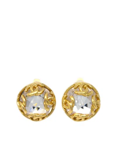Pre-owned Chanel 1995 Button Clip-on Earrings In Gold