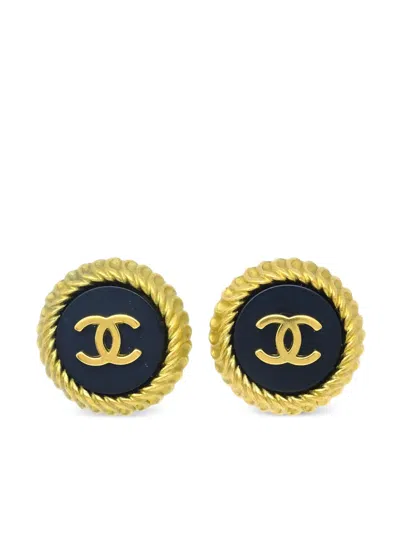 Pre-owned Chanel 1995 Cc Button Clip-on Earrings In Gold