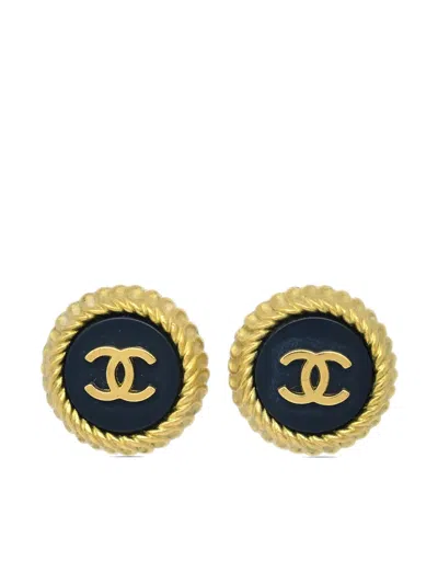 Pre-owned Chanel 1995 Cc Button Clip-on Earrings In Gold
