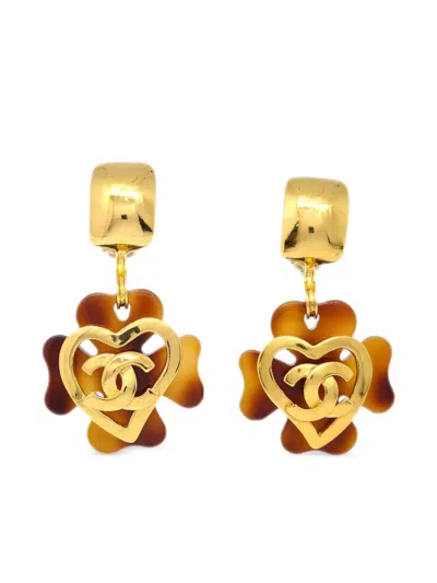 Pre-owned Chanel 1995 Cc Clover-motif Clip-on Earrings In Gold