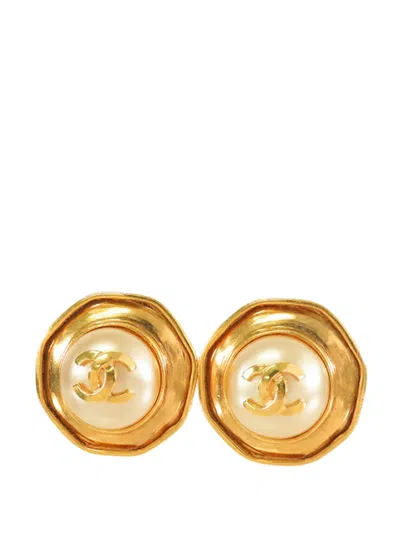 Pre-owned Chanel 1995 Cc Gold Plated Faux Pearl Octagon Clip On Earrings Costume Earrings