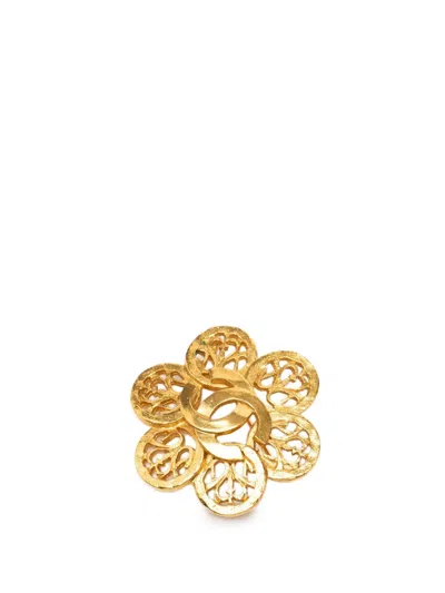 Pre-owned Chanel 1995 Cc Gold Plated Flower Brooch Costume Brooch