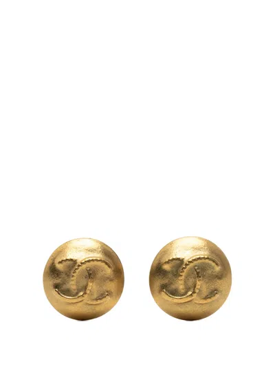 Pre-owned Chanel 1995 Cc Gold Plated Round Clip On Earrings Costume Earrings