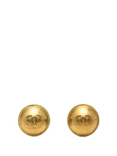 Pre-owned Chanel 1995 Cc Gold Plated Round Clip On Earrings Costume Earrings