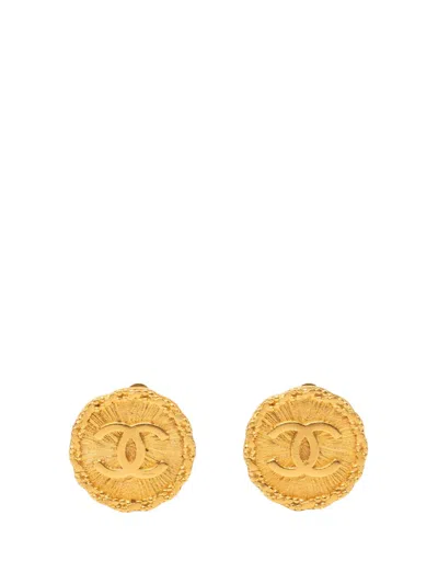 Pre-owned Chanel 1995 Cc Gold Plated Round Clip On Earrings Costume Earrings