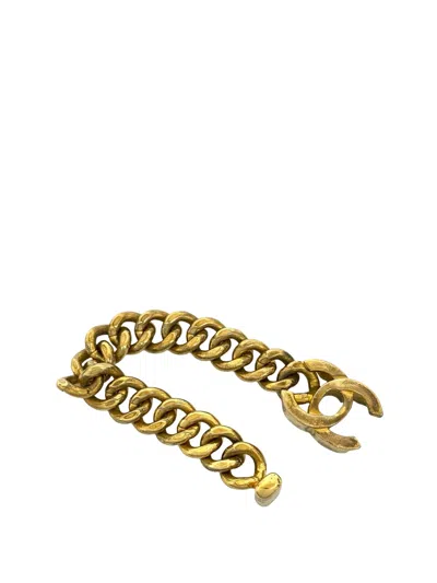 Pre-owned Chanel 1995 Cc Gold Plated Turn Lock Chain Bracelet