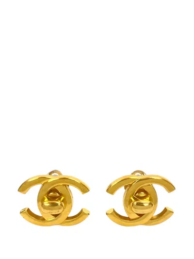 Pre-owned Chanel 1995 Cc Gold Plated Turn Lock Clip On Earrings Costume Earrings