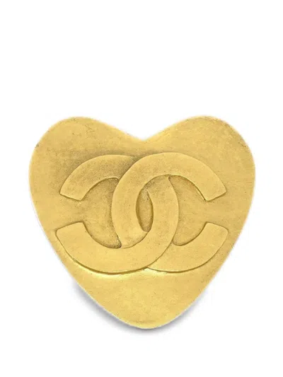 Pre-owned Chanel 1995 Cc Heart Brooch In Gold