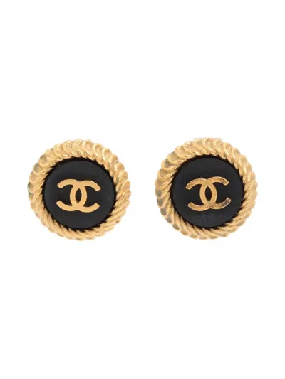 Pre-owned Chanel 1995 Cc Mark Button Clip-on Earrings In Gold