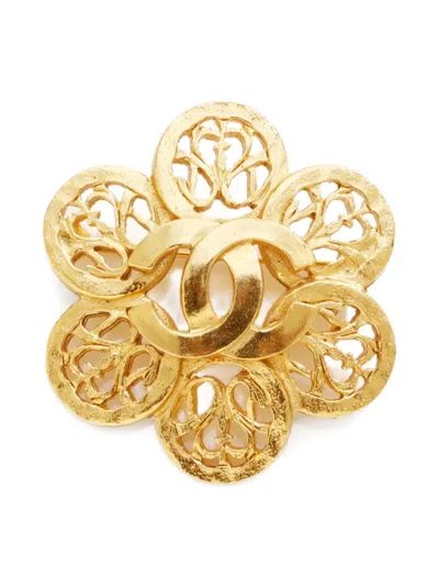 Pre-owned Chanel 1995 Cc Mark Flower Brooch In Gold