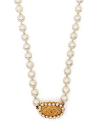 Pre-owned Chanel 1995 Cc Pearl Necklace In 金色