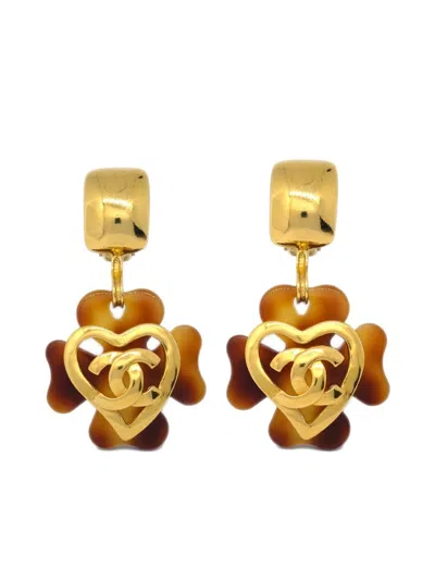 Pre-owned Chanel 1995 Clover Dangle Clip-on Earrings In Gold