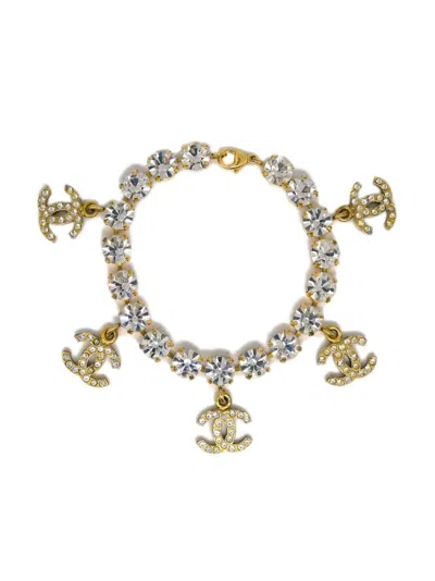 Pre-owned Chanel 1995 Crystal-embellished Cc-logo Bracelet In 金色