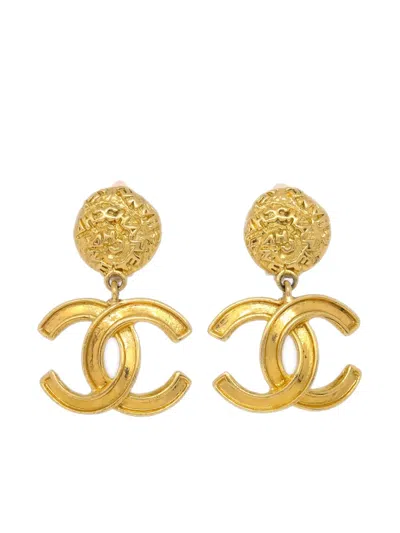 Pre-owned Chanel 1995 Dangle Clip-on Earrings In Gold