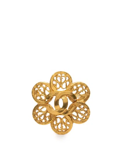 Pre-owned Chanel 1995 Gold Plated Cc Flower Brooch Costume Brooch