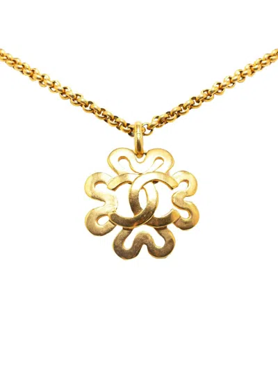 Pre-owned Chanel 1995 Gold Plated Cc Flower Pendant Costume Necklace
