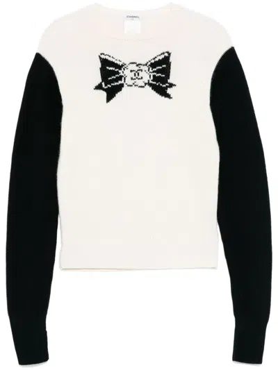 Pre-owned Chanel 1995 Knit Sweater In White