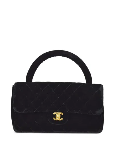 Pre-owned Chanel 1995 Medium Classic Flap Shoulder Bag In Black