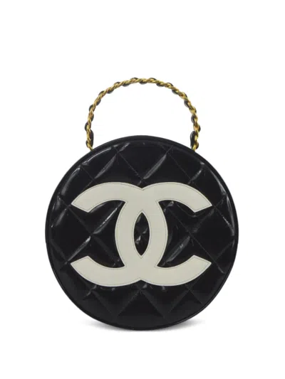 Pre-owned Chanel 1995  Cc Diamond-quilted Round Vanity Bag In Black