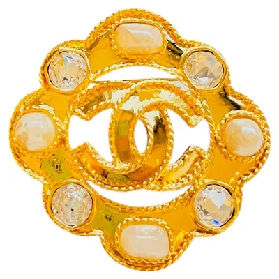 Pre-owned Chanel 1995 Vintage Rare Gold Large Gripoix Coco Pink Pearls Cabochon Brooch