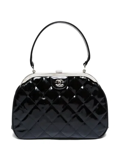 Pre-owned Chanel 1996-1997 Quilted Leather Handbag In Black