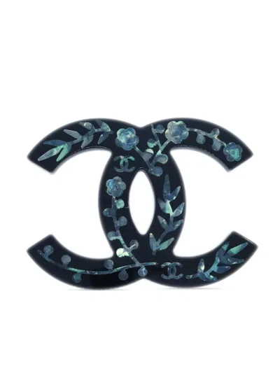 Pre-owned Chanel 1996 Cc Brooch In Gold, Black