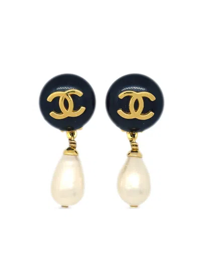 Pre-owned Chanel 1996 Cc Faux-pearl Clip-on Earrings In Black