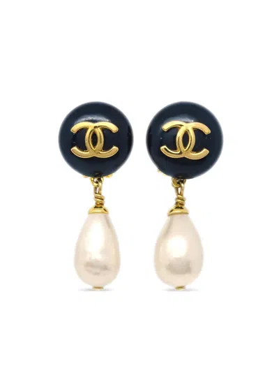 Pre-owned Chanel 1996 Cc Faux-pearl Clip-on Earrings In Gold