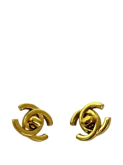 Pre-owned Chanel 1996 Cc Gold Plated Turn Lock Clip On Earrings Costume Earrings