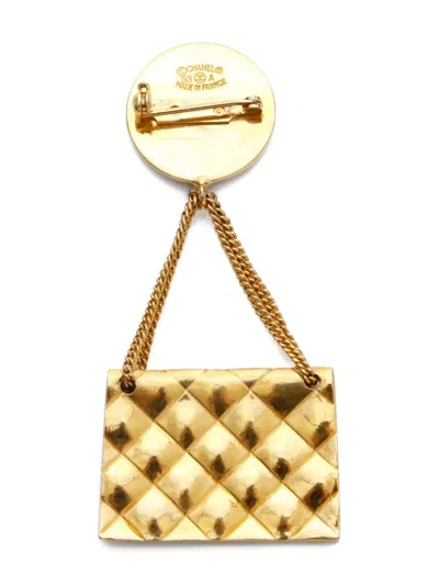 Pre-owned Chanel 1996 Cc Logo Diamond Quilting Coin Brooch In Gold