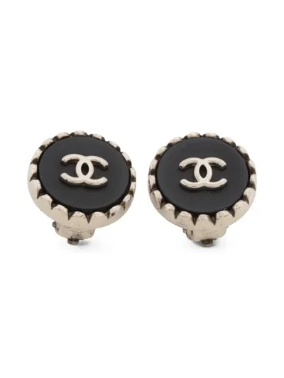 Pre-owned Chanel 1996 Cc Mark Clip-on Earrings In Black