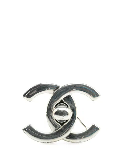 Pre-owned Chanel 1996 Cc Silver Plated Turn Lock Brooch Costume Brooch