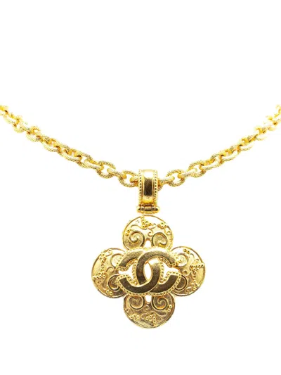 Pre-owned Chanel 1996 Gold Plated Cc Clover Pendant Necklace Costume Necklace