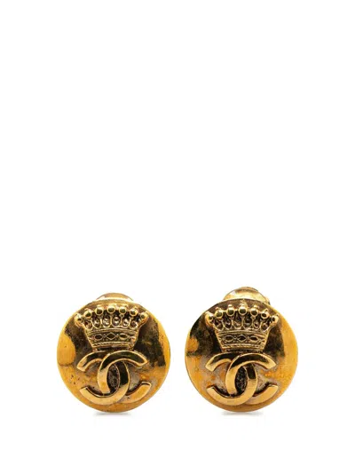Pre-owned Chanel 1996 Gold Plated Cc Crown Clip On Earrings Costume Earrings