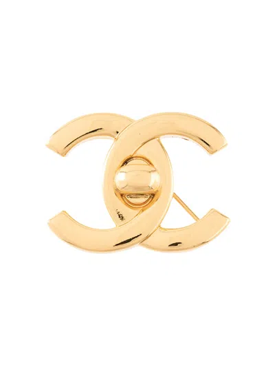 Pre-owned Chanel 1996 Logo Turnlock Motif Brooch In Gold