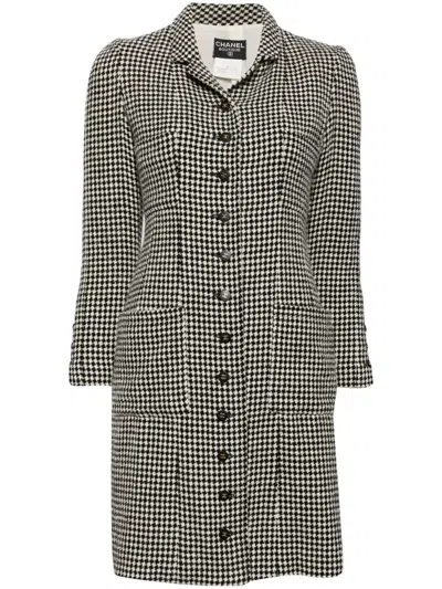 Pre-owned Chanel 1996 Single-breasted Coat In White