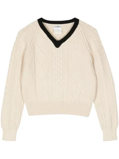 Pre-owned Chanel 1996 V-neck Jumper In Neutrals