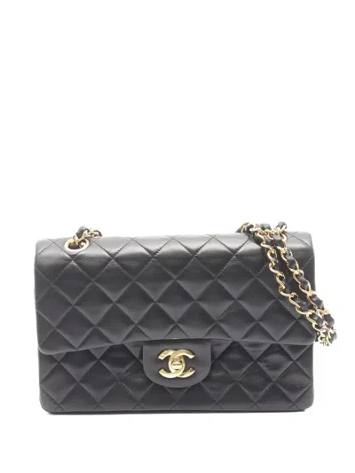 Pre-owned Chanel 1997-1999 Matelassé W Flap Chain Shoulder Bag In Black