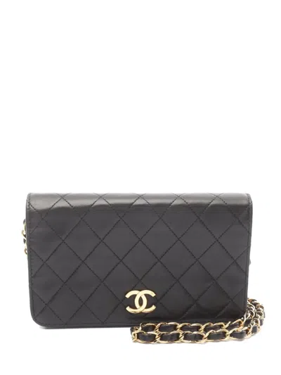 Pre-owned Chanel 1997-1999 Quilted Lambskin Shoulder Bag In Black