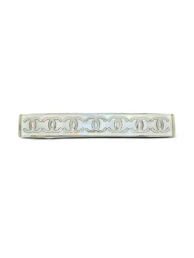 Pre-owned Chanel 1997 Cc-embellished Iridescent-effect Hair Barrette In Silver