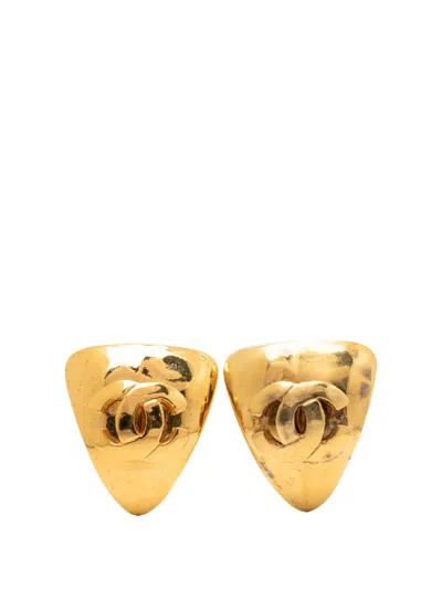 Pre-owned Chanel 1997 Cc Gold Plated Triangular Clip On Earrings Costume Earrings
