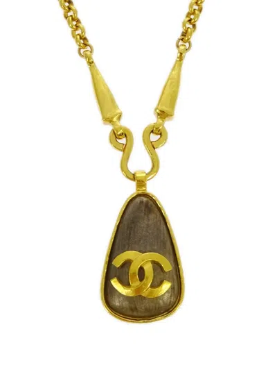 Pre-owned Chanel 1997 Cc Pendant Necklace In Gold